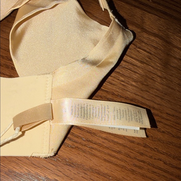 Skims ultimate nipple push up bra color sand - Picture 6 of 8